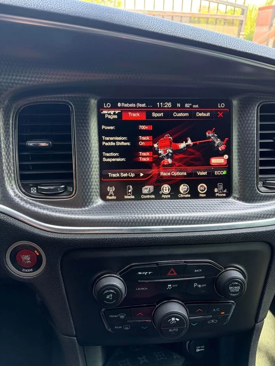 2015 Dodge Charger SRT Hellcat 7th Gen - Image 6 of 10
