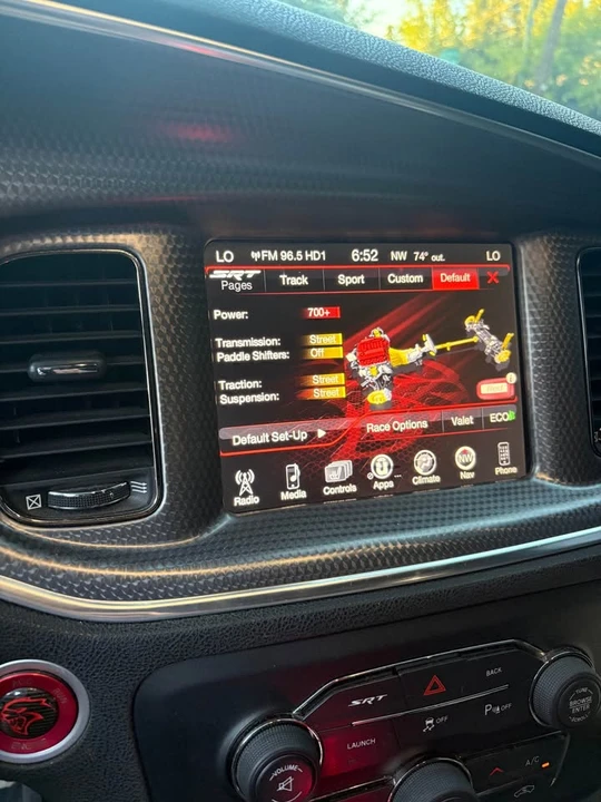 2015 Dodge Charger SRT Hellcat 7th Gen - Image 17 of 18