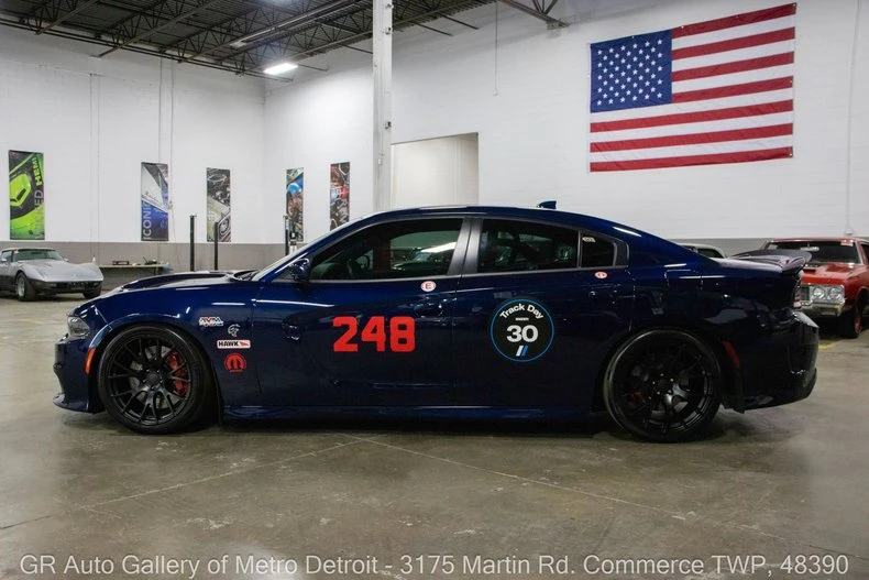 2015 Dodge Charger SRT Hellcat 7th Gen - Image 4 of 31