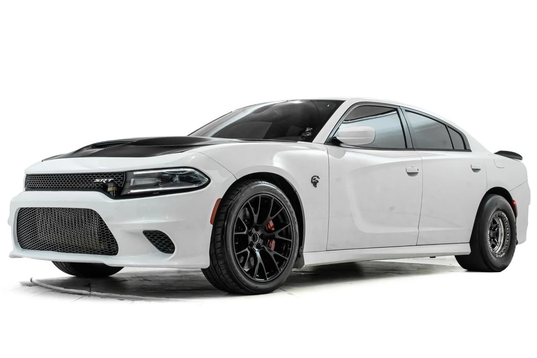 2015 Dodge Charger SRT Hellcat 7th Gen - Image 9 of 21