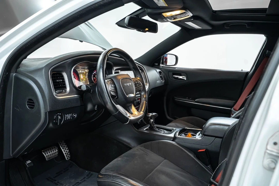 2015 Dodge Charger SRT Hellcat 7th Gen - Image 19 of 21
