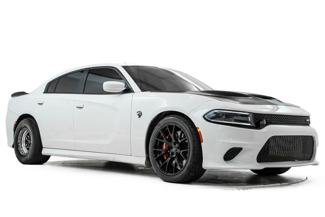 2015 Dodge Charger SRT Hellcat 7th Gen - Image 7 of 21