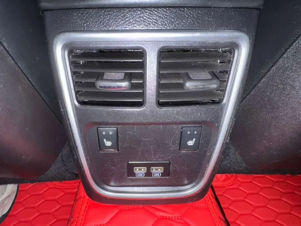 2015 Dodge Charger 7th Gen - Image 15 of 17