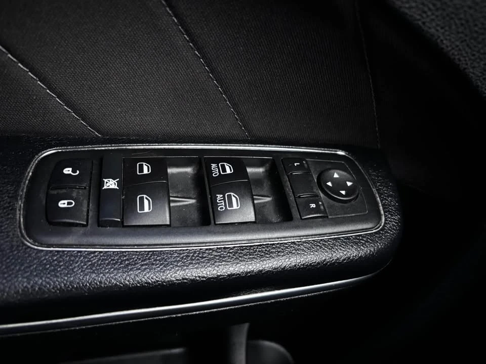 2015 Dodge Charger 7th Gen - Image 6 of 8