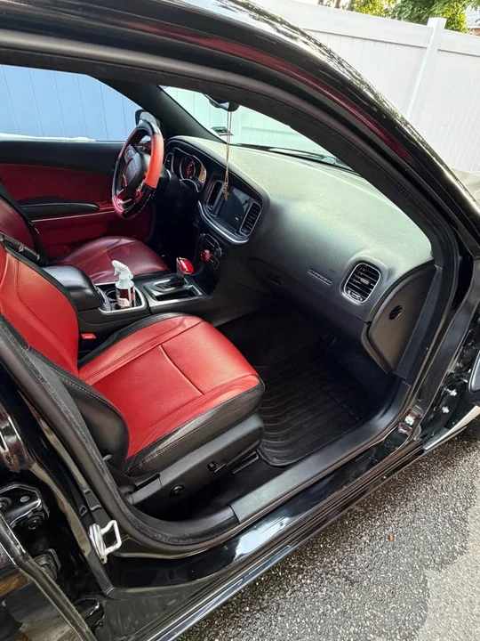 2015 Dodge Charger 7th Gen - Image 5 of 6