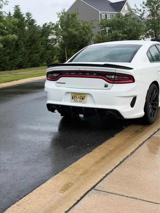2015 Dodge Charger 7th Gen - Image 9 of 10