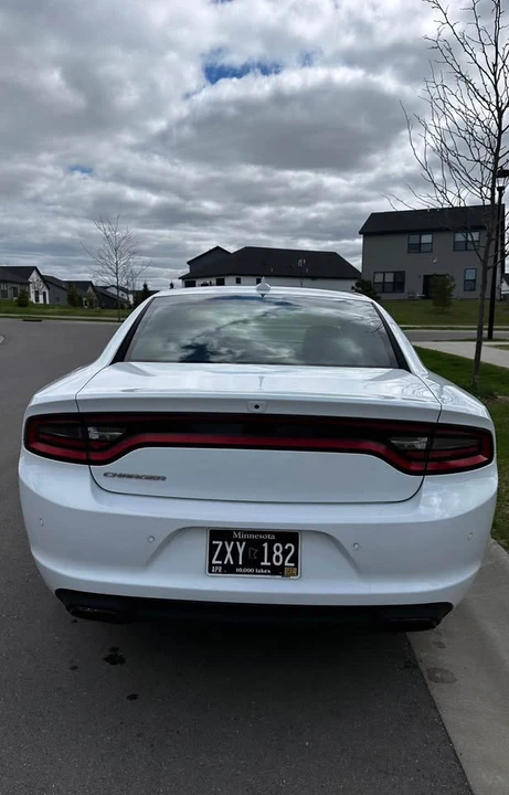 2015 Dodge Charger 7th Gen - Image 3 of 8