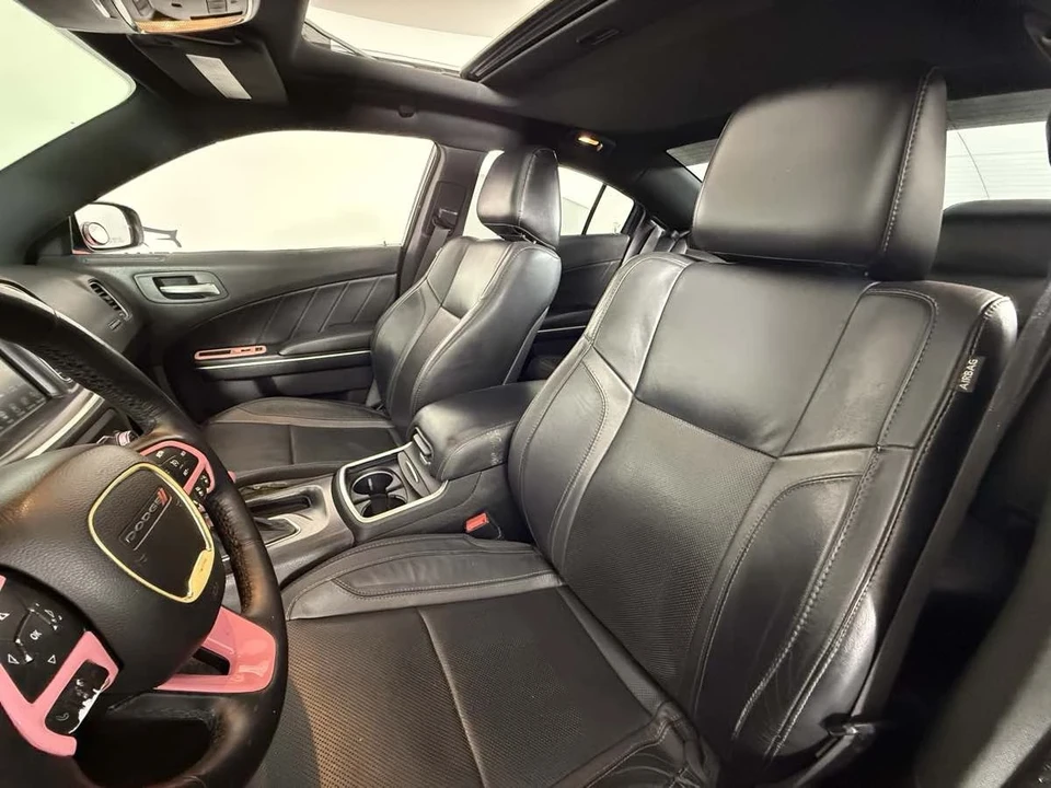 2015 Dodge Charger 7th Gen - Image 17 of 21