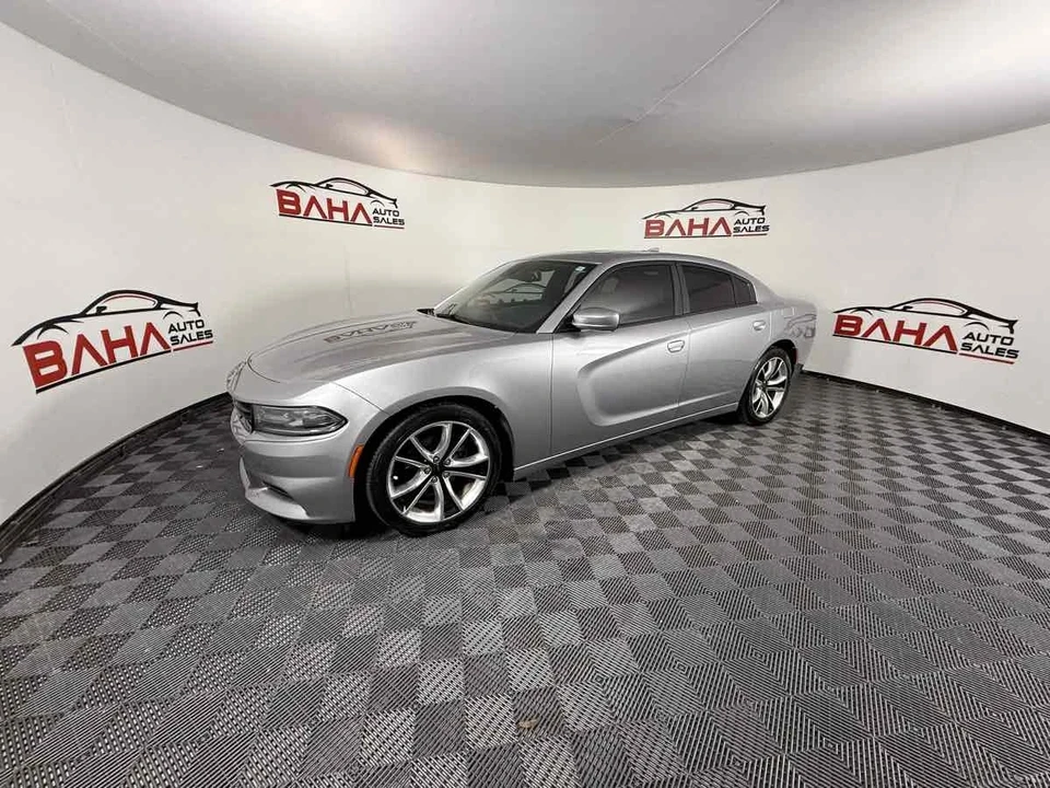 2015 Dodge Charger 7th Gen - Image 4 of 21