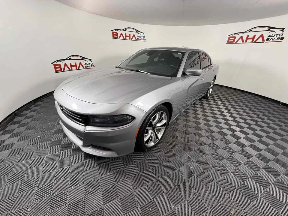 2015 Dodge Charger 7th Gen - Image 2 of 21