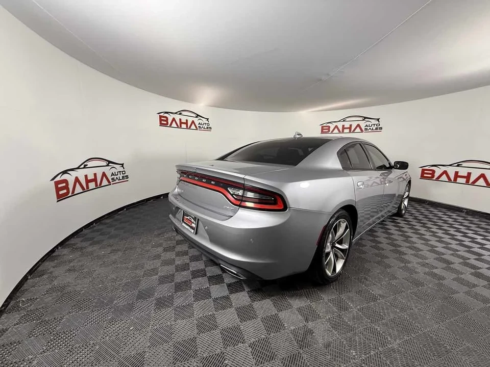 2015 Dodge Charger 7th Gen - Image 10 of 21