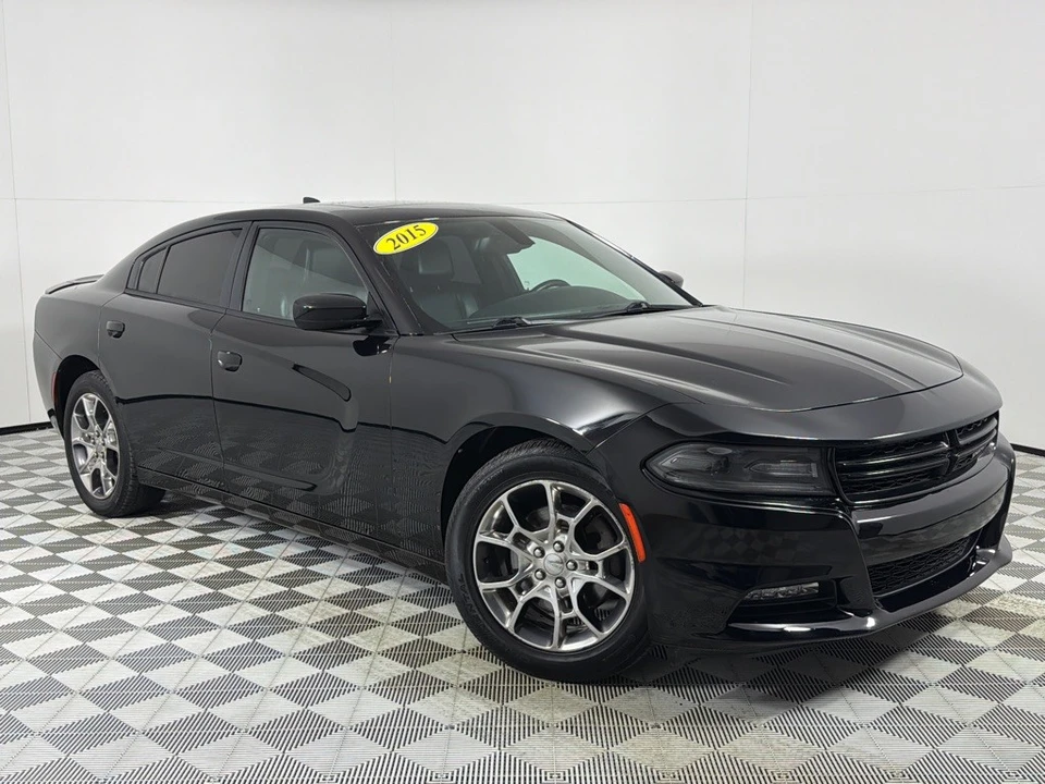 2015 Dodge Charger 7th Gen - Image 2 of 12