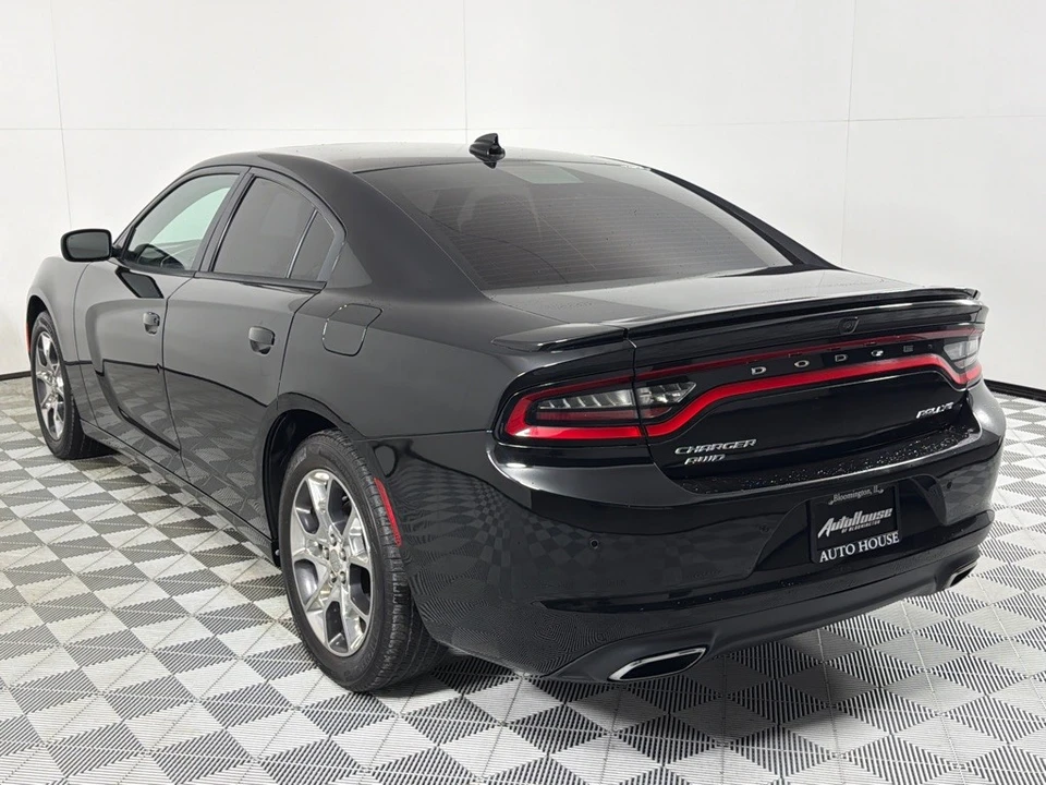 2015 Dodge Charger 7th Gen - Image 6 of 12