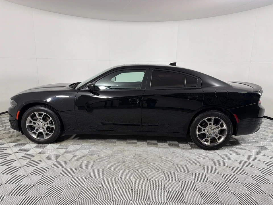 2015 Dodge Charger 7th Gen - Image 7 of 12
