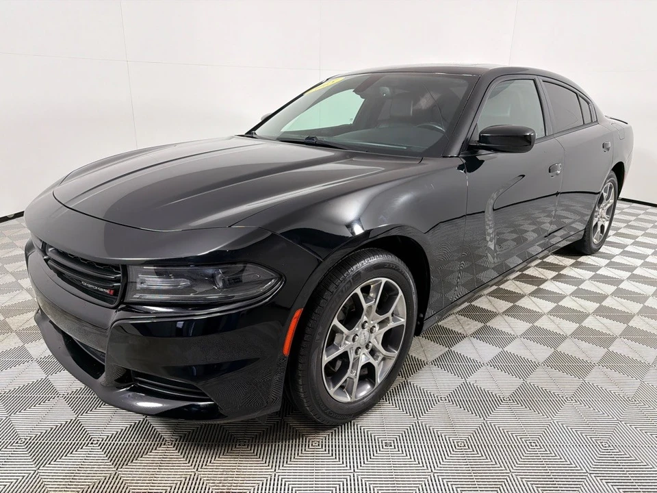 2015 Dodge Charger 7th Gen - Image 8 of 12