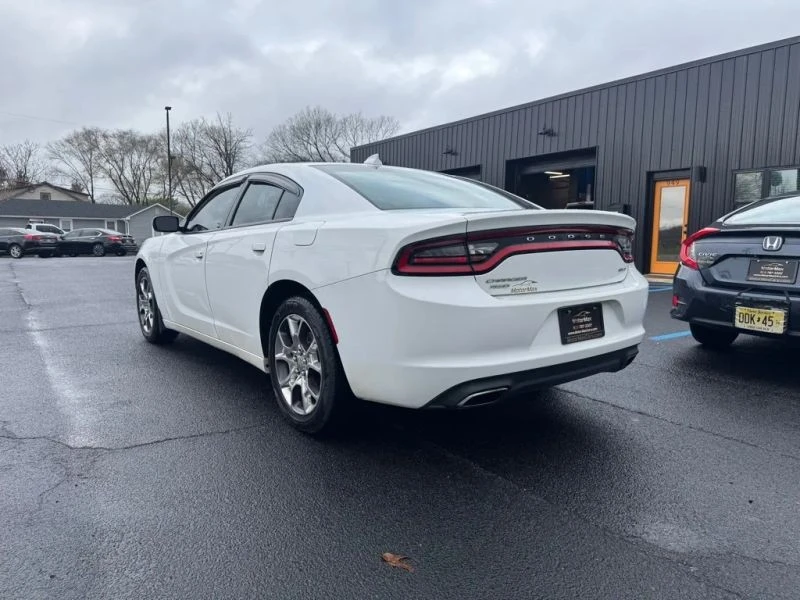 2015 Dodge Charger 7th Gen - Image 2 of 11