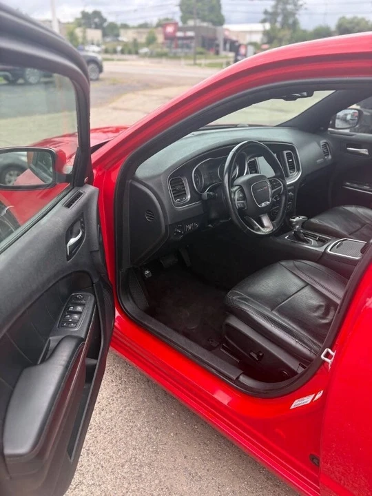 2015 Dodge Charger 7th Gen - Image 10 of 12