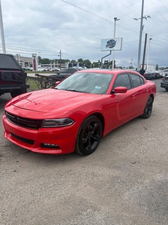 2015 Dodge Charger 7th Gen - Image 2 of 12