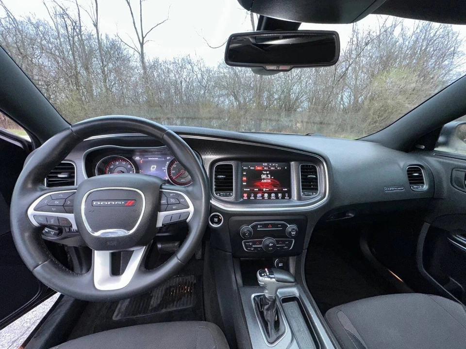 2015 Dodge Charger 7th Gen - Image 9 of 10