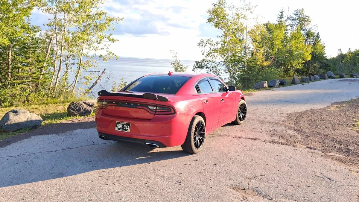 2015 Dodge Charger 7th Gen - Image 18 of 22