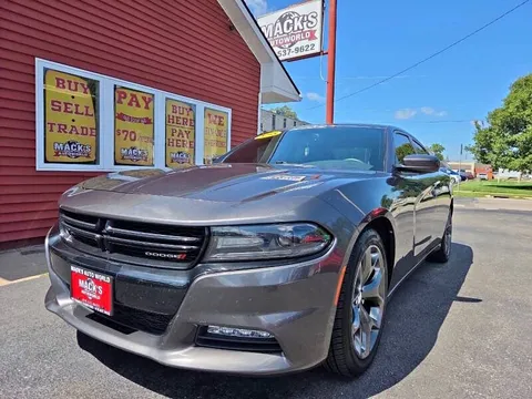 2015 Dodge Charger SXT