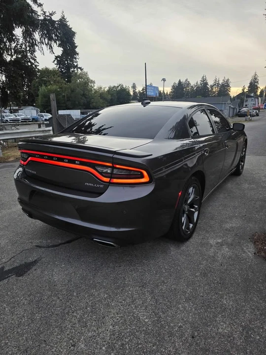2015 Dodge Charger 7th Gen - Image 9 of 20