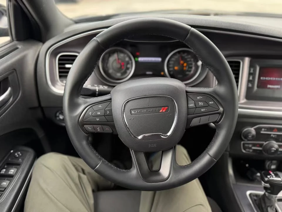 2015 Dodge Charger 7th Gen - Image 14 of 20