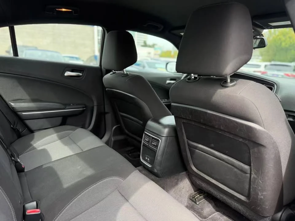 2015 Dodge Charger 7th Gen - Image 13 of 20