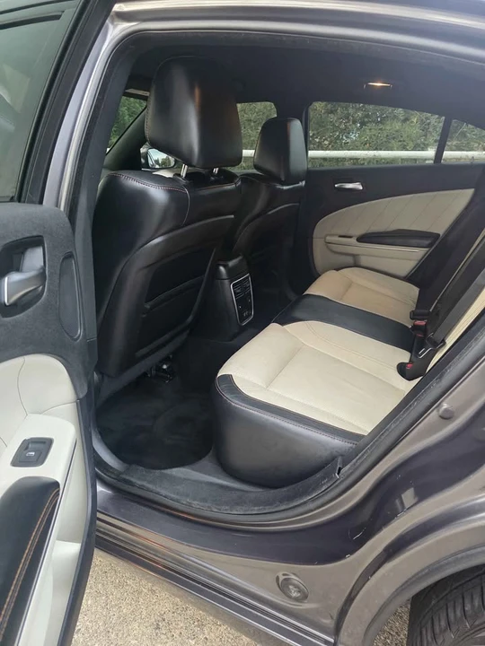 2015 Dodge Charger 7th Gen - Image 11 of 20