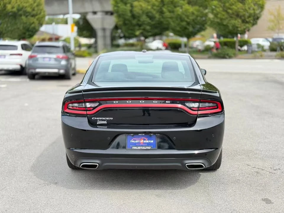 2015 Dodge Charger 7th Gen - Image 5 of 20