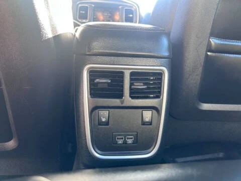 2015 Dodge Charger 7th Gen - Image 17 of 18
