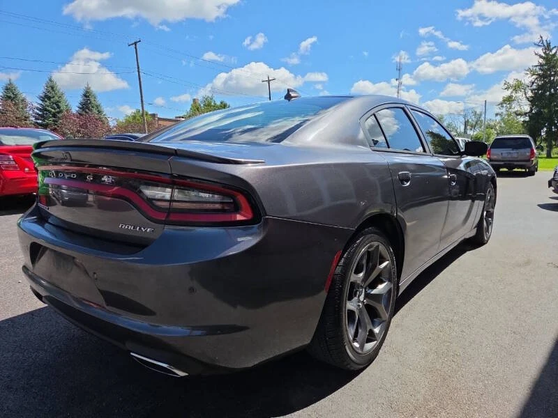 2015 Dodge Charger 7th Gen - Image 5 of 11