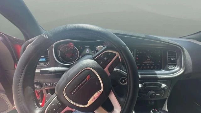 2015 Dodge Charger 7th Gen - Image 9 of 12