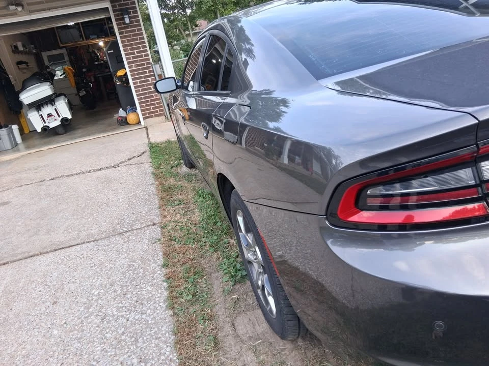 2015 Dodge Charger 7th Gen - Image 2 of 10