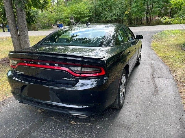 2015 Dodge Charger 7th Gen - Image 3 of 11