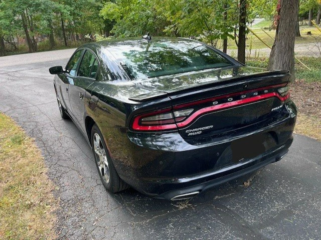 2015 Dodge Charger 7th Gen - Image 4 of 11