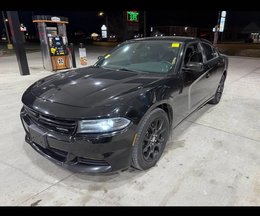 2015 Dodge Charger 7th Gen - Image 9 of 12