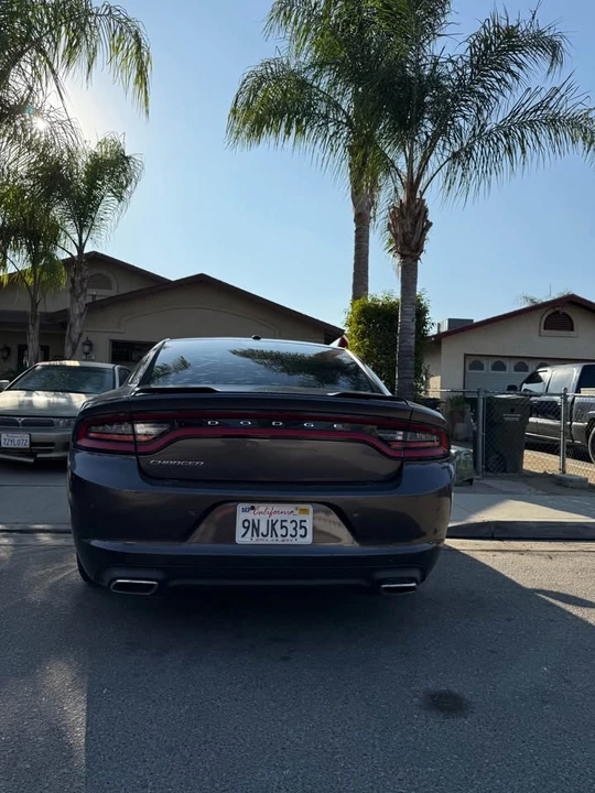 2015 Dodge Charger 7th Gen - Image 4 of 5