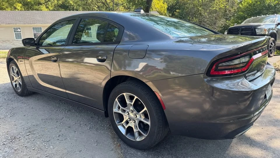 2015 Dodge Charger 7th Gen - Image 5 of 11
