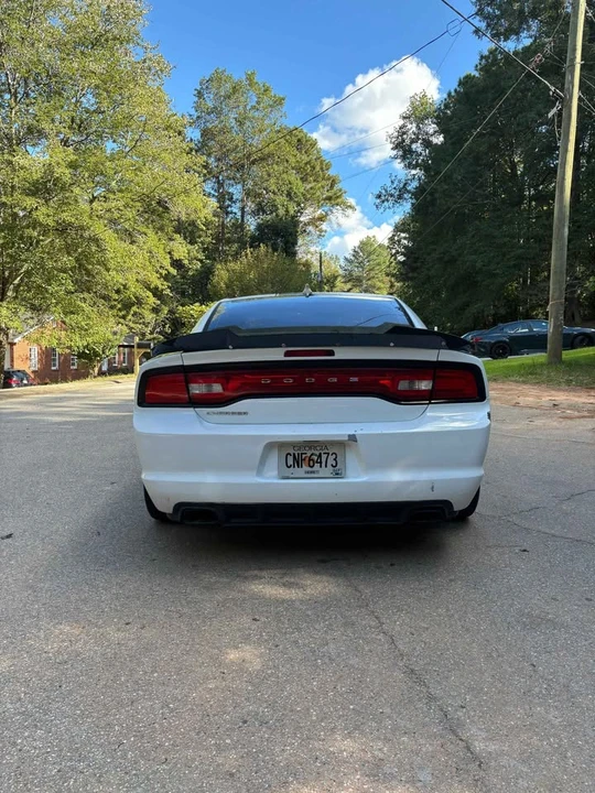 2015 Dodge Charger 7th Gen - Image 5 of 8