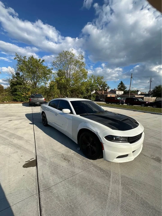 2015 Dodge Charger 7th Gen - Image 4 of 16