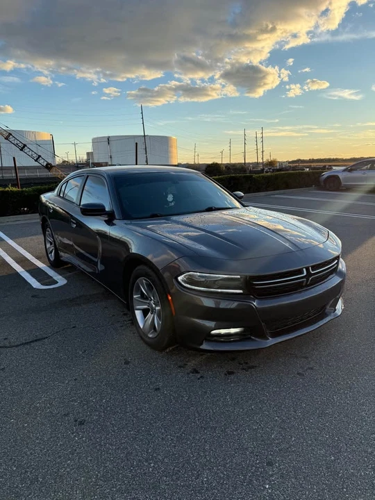 2015 Dodge Charger 7th Gen - Image 2 of 9