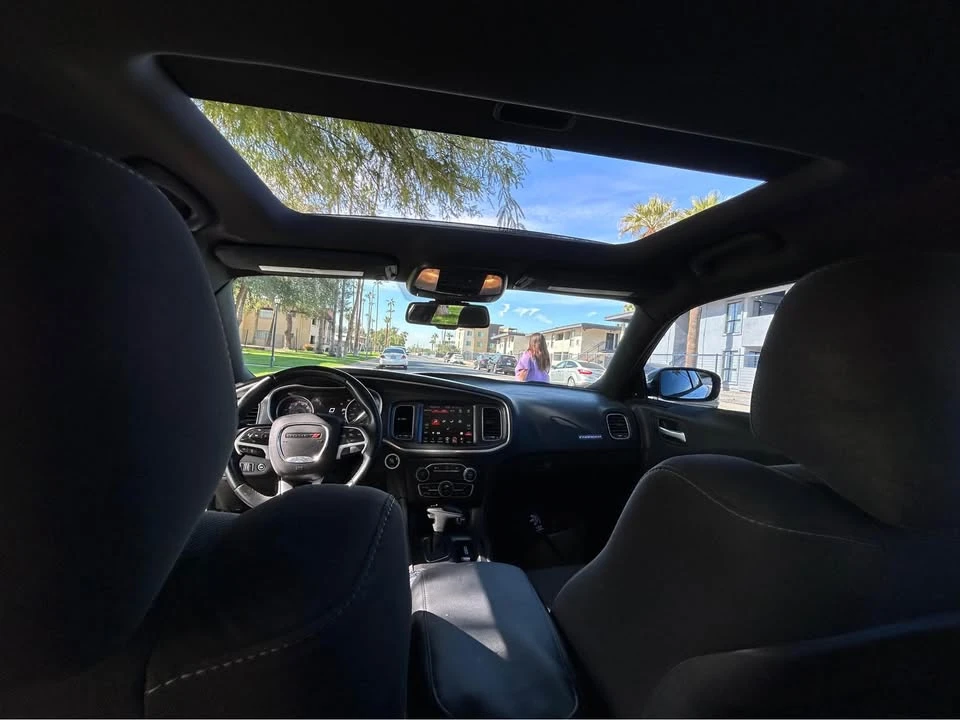 2015 Dodge Charger 7th Gen - Image 10 of 11