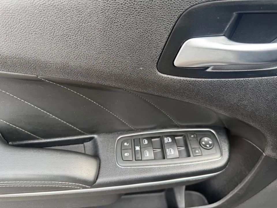 2015 Dodge Charger 7th Gen - Image 15 of 20