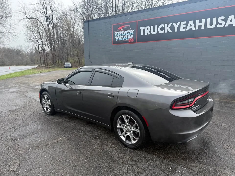 2015 Dodge Charger 7th Gen - Image 3 of 20