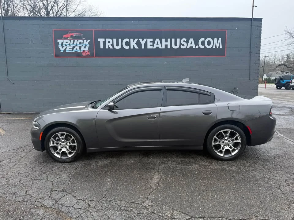 2015 Dodge Charger 7th Gen - Image 2 of 20