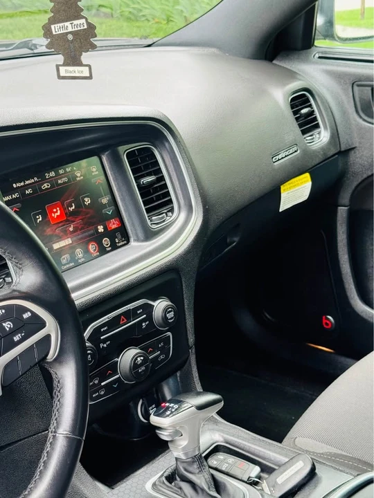 2015 Dodge Charger 7th Gen - Image 7 of 19