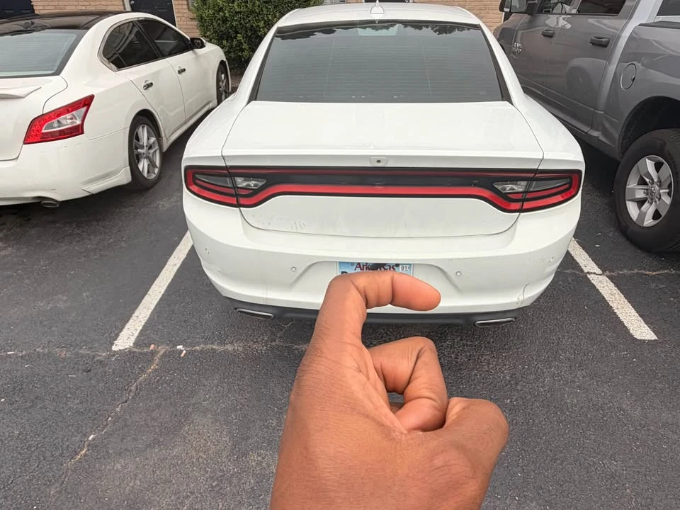 2015 Dodge Charger 7th Gen - Image 5 of 11