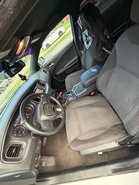 2015 Dodge Charger 7th Gen - Image 7 of 12