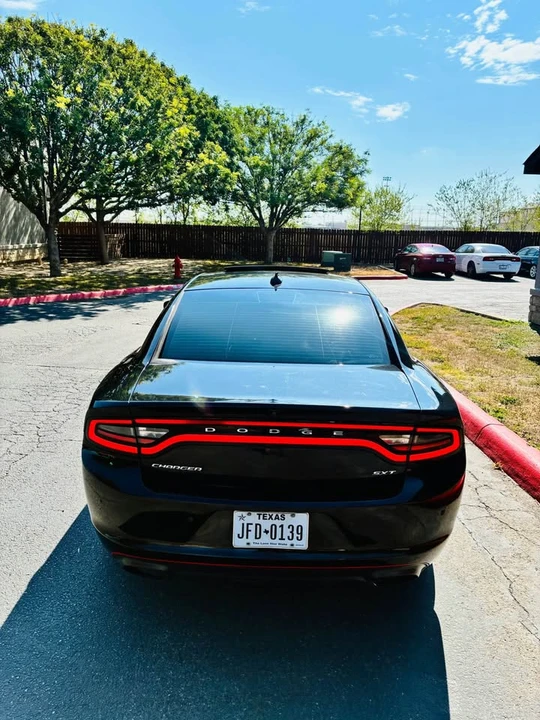 2015 Dodge Charger 7th Gen - Image 5 of 14